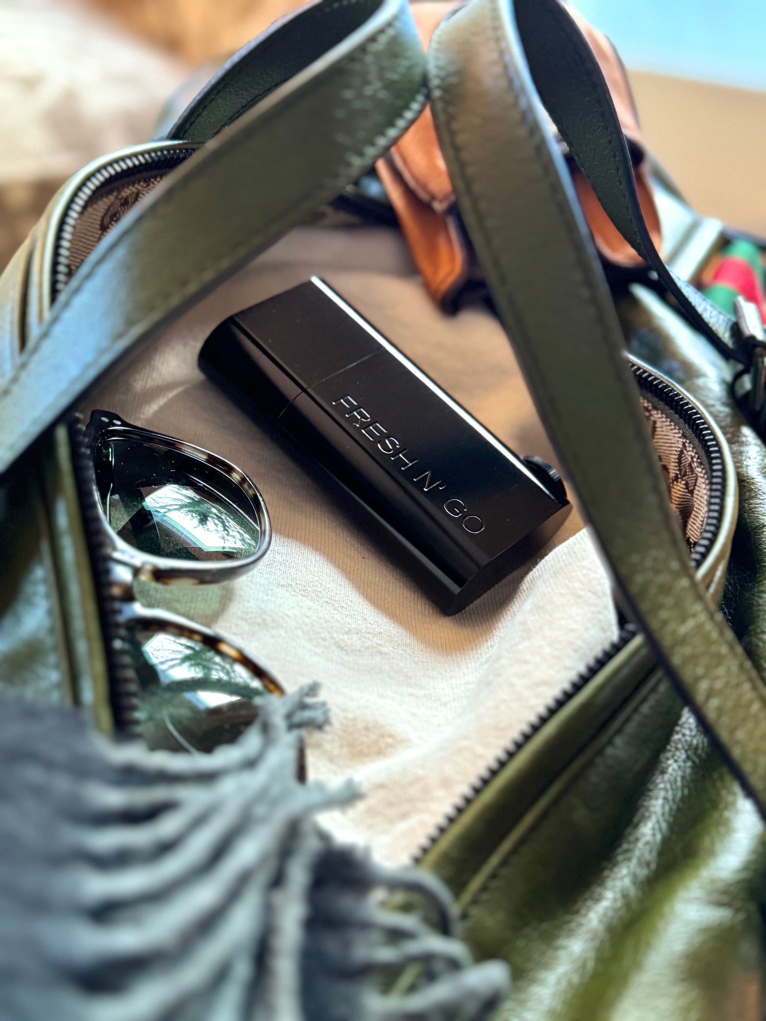 Midnight Black FRESH N’ GO Kit in luxury leather duffel with everyday carry items
